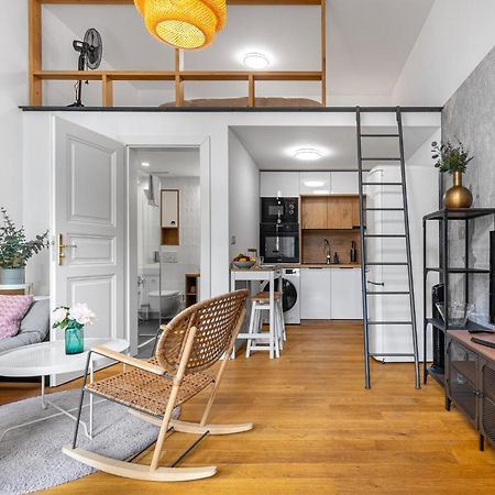 Elegant Apartments Located In The Centre Of Прага Екстер'єр фото