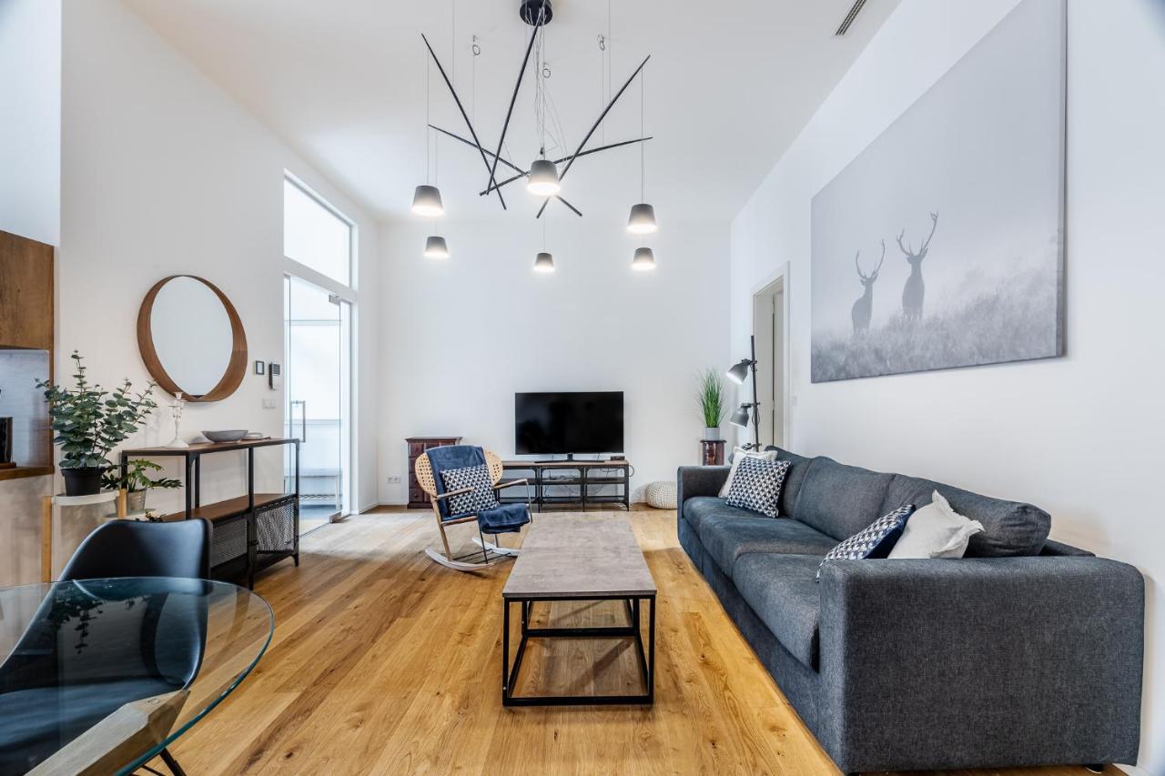 Elegant Apartments Located In The Centre Of Прага Екстер'єр фото