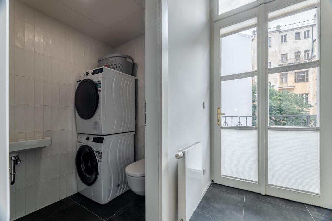 Elegant Apartments Located In The Centre Of Прага Екстер'єр фото