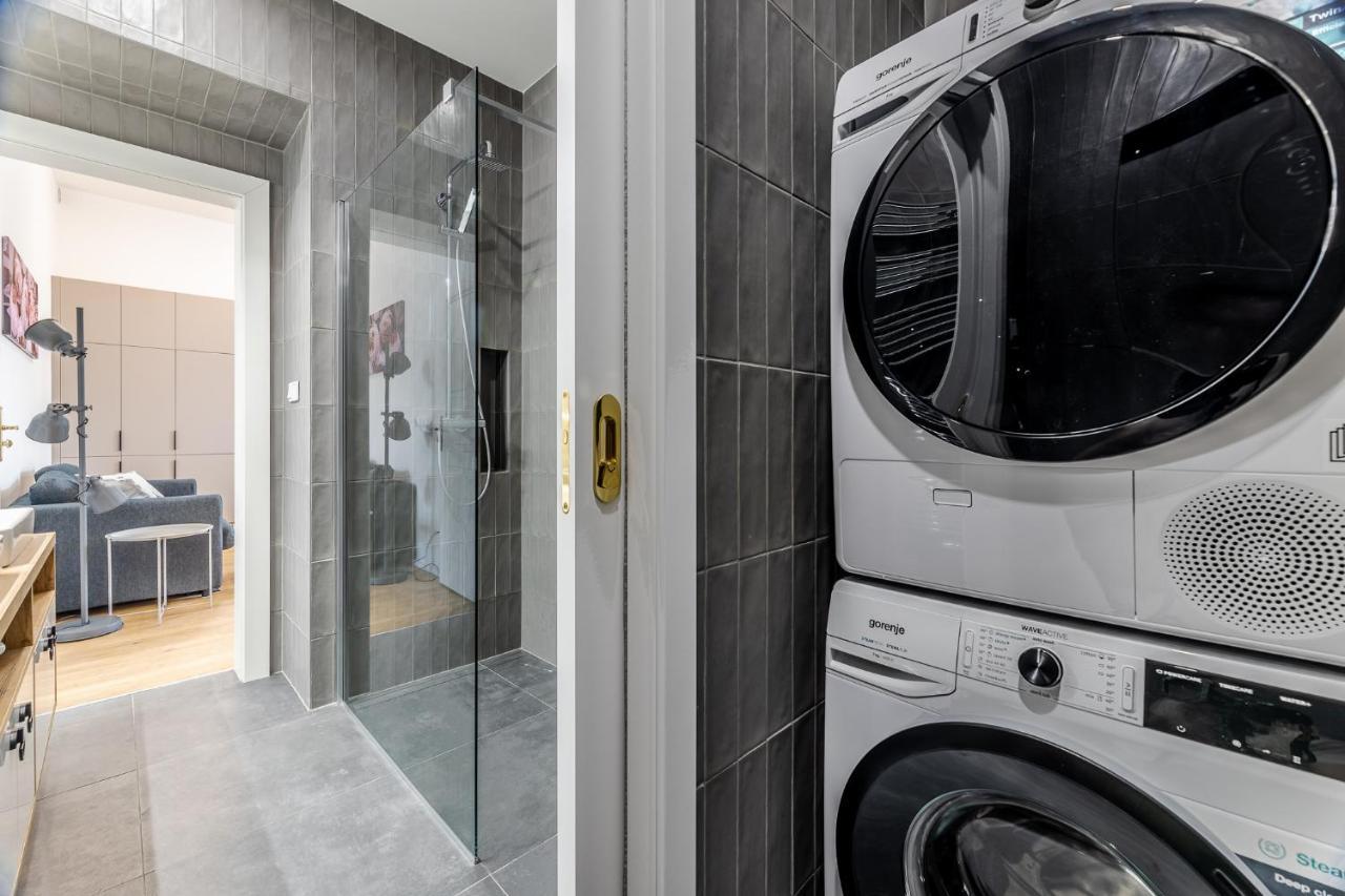 Elegant Apartments Located In The Centre Of Прага Екстер'єр фото