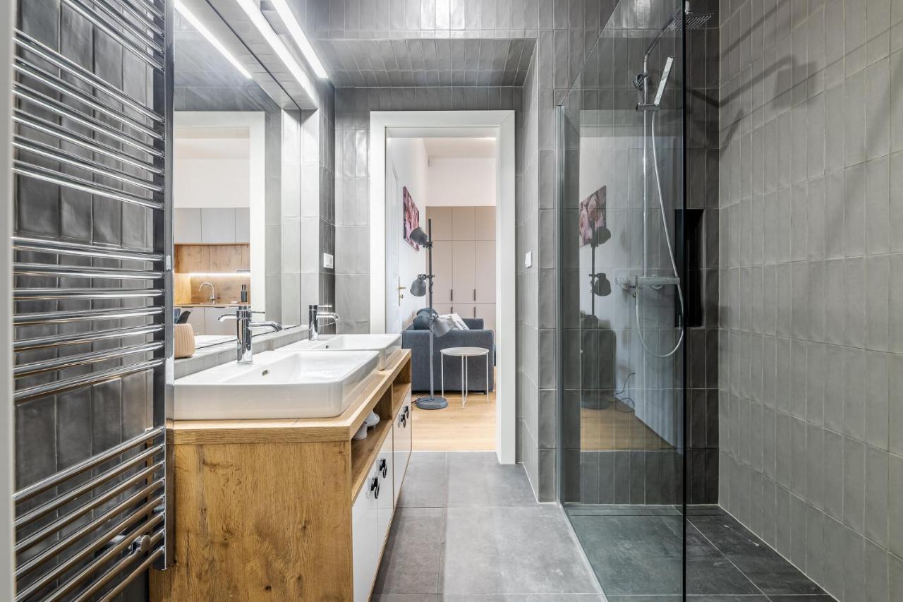 Elegant Apartments Located In The Centre Of Прага Екстер'єр фото
