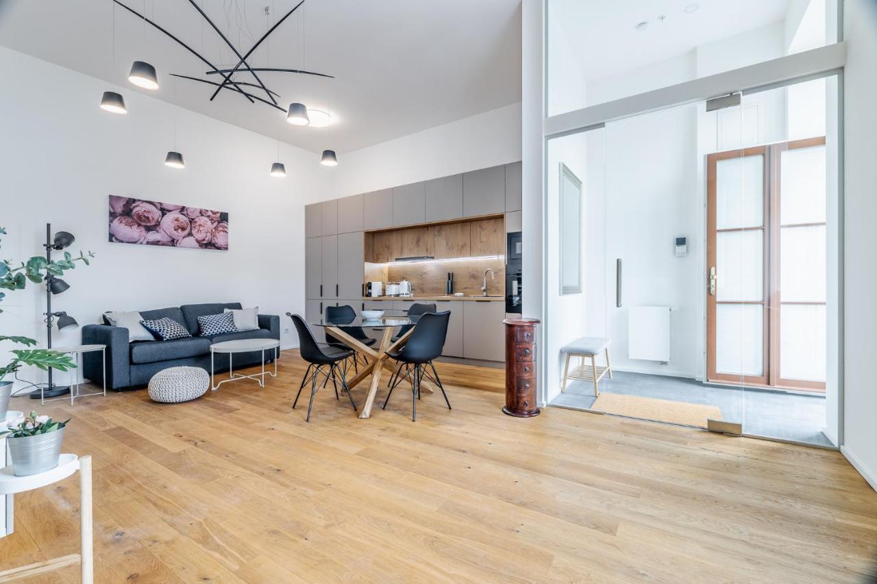 Elegant Apartments Located In The Centre Of Прага Екстер'єр фото