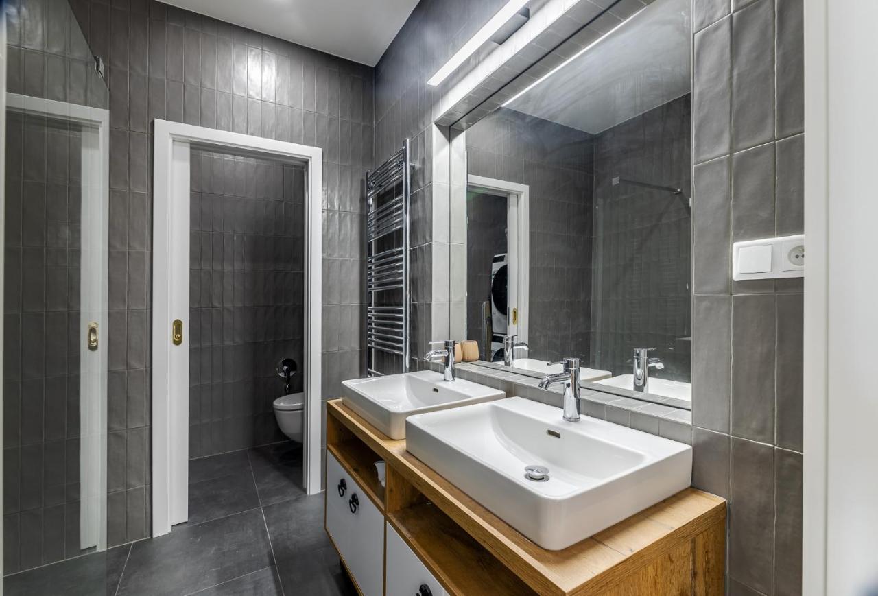 Elegant Apartments Located In The Centre Of Прага Екстер'єр фото